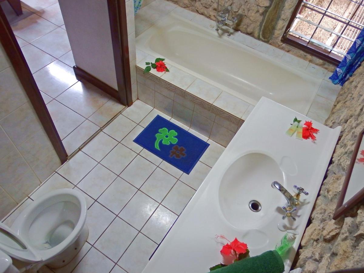 Treetops Boutique Hotel & Bungalows Port Vila Dış mekan fotoğraf